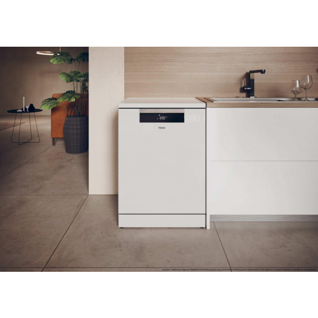 Haier XF 5C7M0W-80 White Dishwasher 15 Place Settings